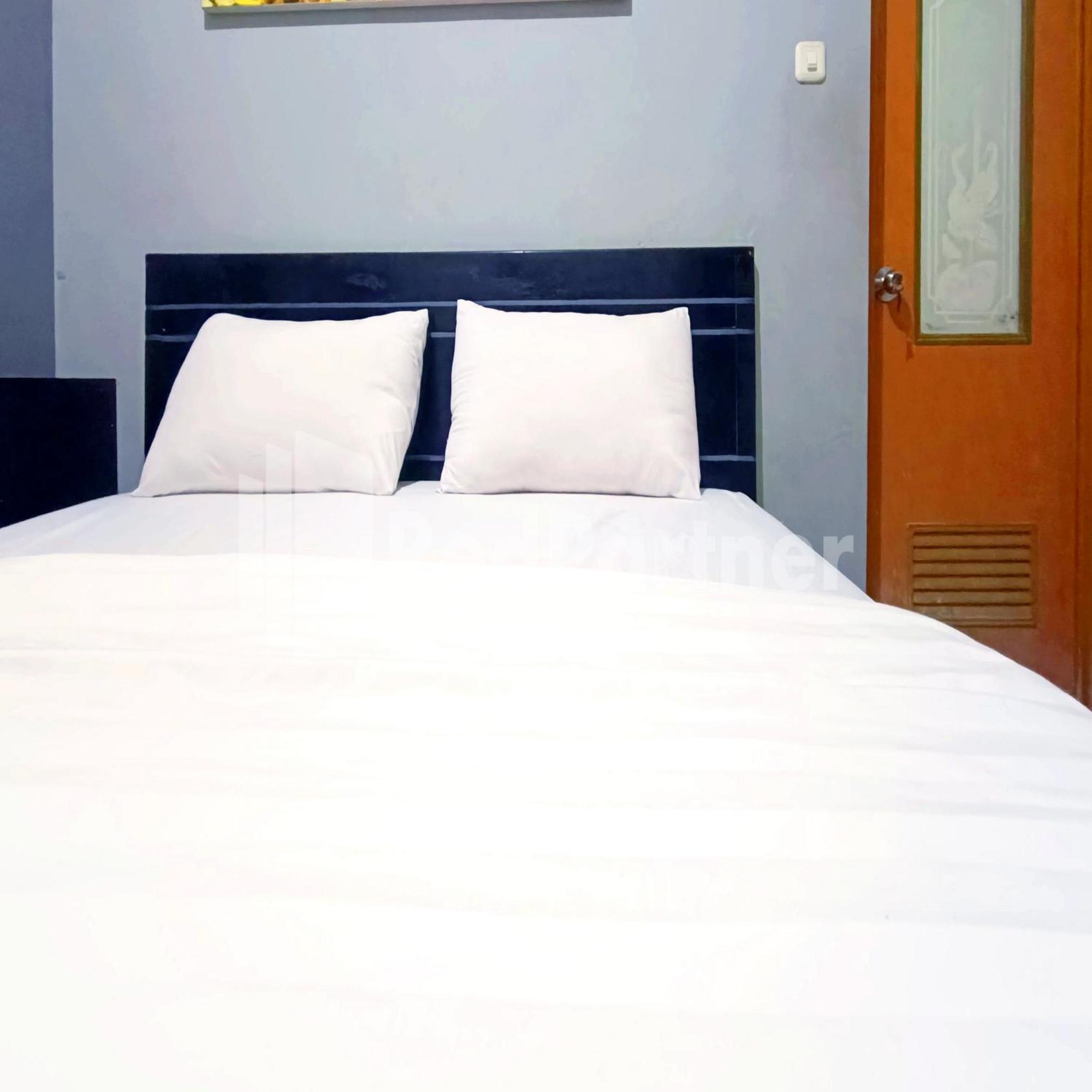 D'Waru Homestay Syariah Near Jl Slamet Riyadi Mitra Reddoorz Solo Dış mekan fotoğraf